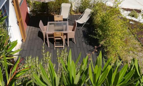 grand studio et terrasse privée lac cavayère