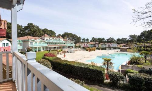 Maison sur golf avec piscine chauffée à Lacanau Océan