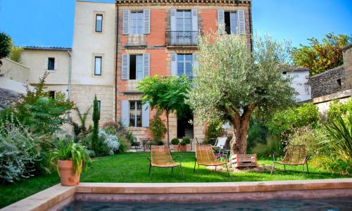 La Maison Rouge d'Uzes B&B