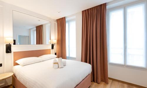 HOTEL AU COEUR DE REPUBLIQUE