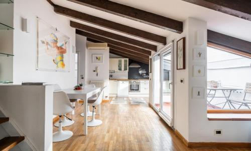 Loft con 2 terrazzi nei pressi della Johns Hopkins University