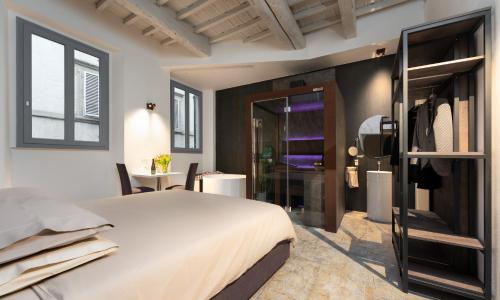 F1RST Suite Apartment & SPA