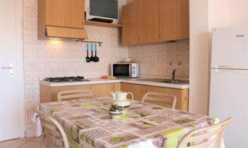 Beach front apartment with sea view - Beahost