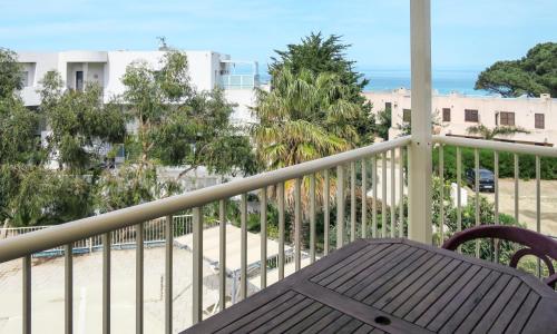 Apartment Résidence de la Plage - IRU152 by Interhome