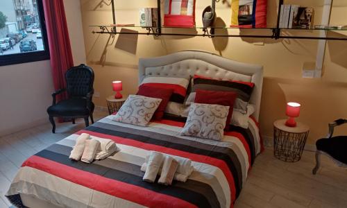 Einaudi 56 Guest House