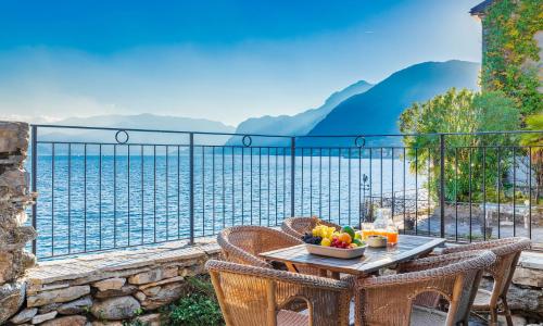 VILLA RIVETTA 6&2, Emma Villas