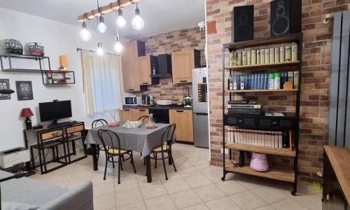 A Casa di Luca, massimo theater, central position