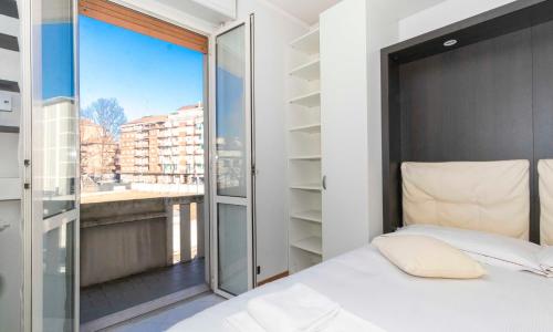 Mirafiori Balcony Apartment