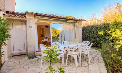 Holiday Home Les Parcs de Gassin-5 by Interhome