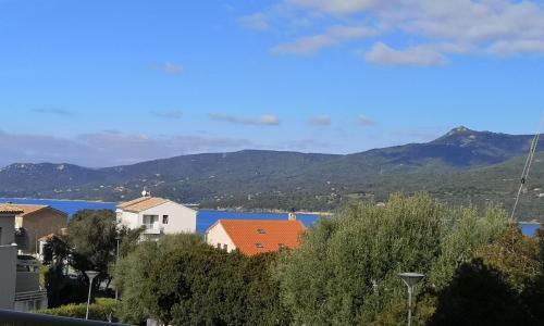 T3 vue mer à Propriano