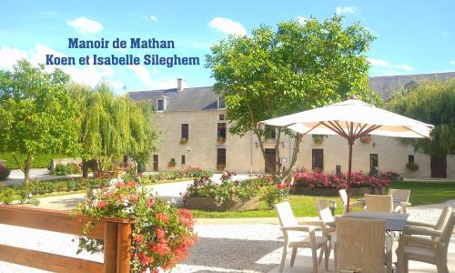 Hôtel Le Manoir De Mathan Crépon à la campagne 5 mn d'Arromanches et 10 mn de Bayeux