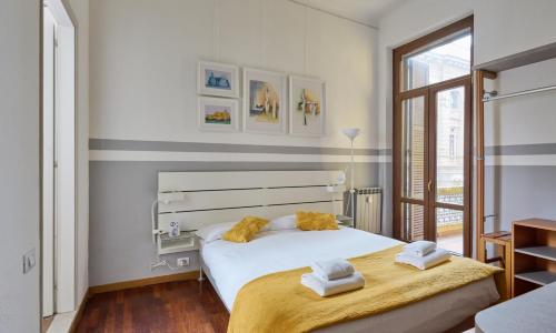 Artist Nadia's apartment in Porta Vercellina