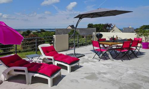 Holiday home with beautiful terrace area