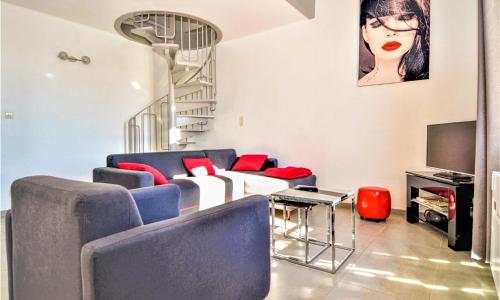 3 Bedroom Cozy Apartment In Uzs