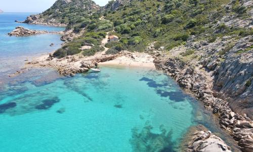 Apartments in Residence with swimming pool in Cala Girgolu