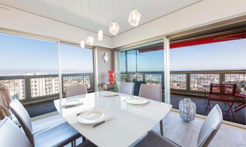 BNB RENTING breathtaking view 2 bedroom apartment in Antibes !