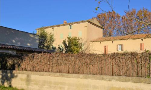 Gorgeous Apartment In Monteux With Wifi