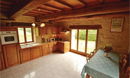 3 Bedroom Gorgeous Home In La-chapelle-saint-jean