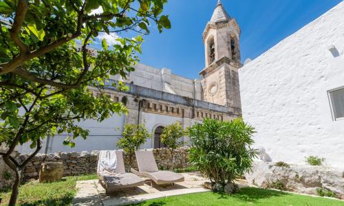 Campanile Apartment with terrace by Wonderful Italy