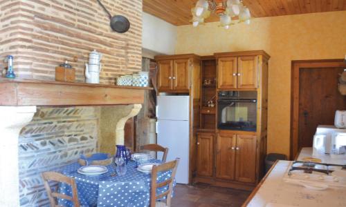 Awesome Home In St Pierre Deyraud