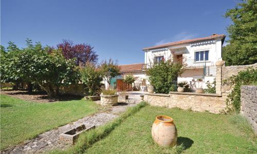 Lovely Home In Caromb With Wifi