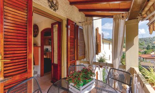 Cozy Apartment In Marignana lu With Kitchen