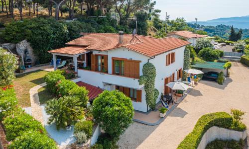 Appartamento villa da 4 fino a 5 persone giardino