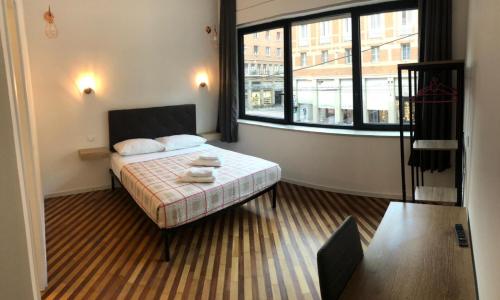 GALLERIA DEL TORO 3 rooms