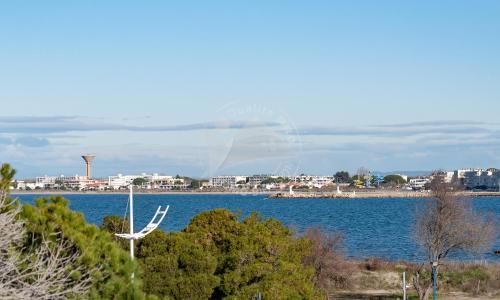 AS9557 - Studio vue sur la mer avec parking privé proche centre ville