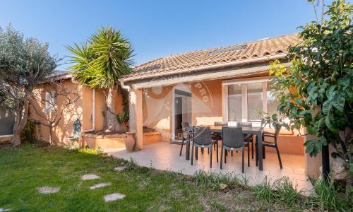 AS19011- P2 climatisé avec wifi proche de la plage