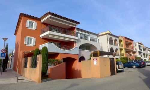 Apartment Le Madrilène by Interhome