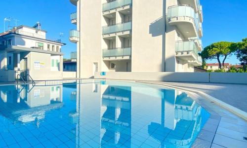 RESIDENCE CAORLE TRILOCALE CON PISCINA - Agenzia Cocal