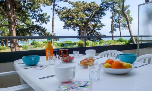 Apartment Baie de Beaumer-1 by Interhome