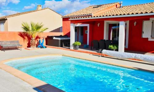 Villa de 3 chambres avec piscine privee jacuzzi et jardin clos a Carcassonne