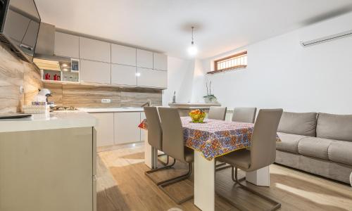 Villa Monica Suites - Studio Scirocco