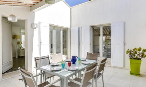 Holiday Home Les Vallons de la Gaillarde 1 by Interhome