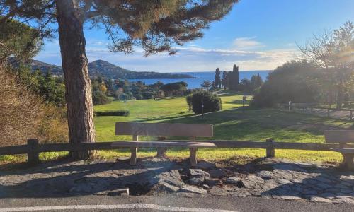 Superbe studio 4/5 pers dans résidence cap esterel