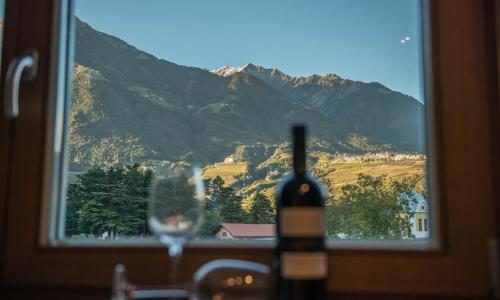 1 ZIMMER WOHNUNG/8 Min. zu Fuß bis ins Zentrum