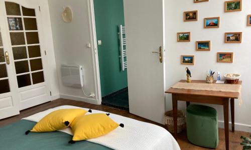 Standard Room photo
