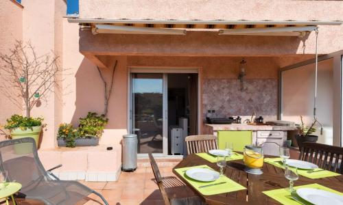 Apartment Sainte Maxime les Plages-4 by Interhome