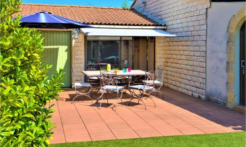 Lovely Home In Orange With Outdoor Swimming Pool