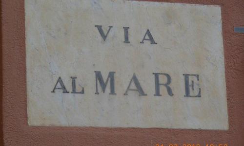 Unposto dove la Luna si mostra nuda