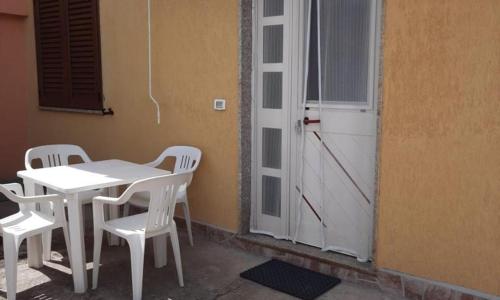 Magomadas Enjoy House