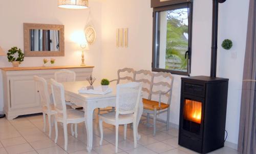 Beachfront holiday home, Guisseny