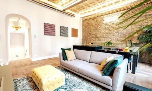 PALAZZO DEI SIGNORI LUX DESIGN LOFT APT with view