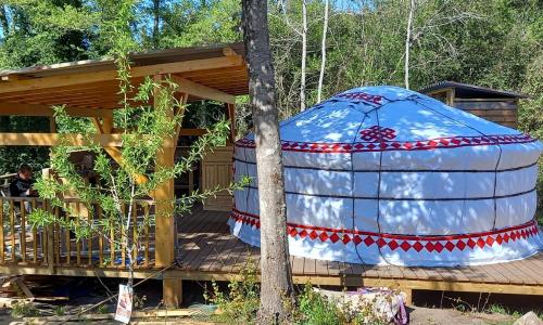 Yourte indépendante en pleine nature, proche d'Ajaccio