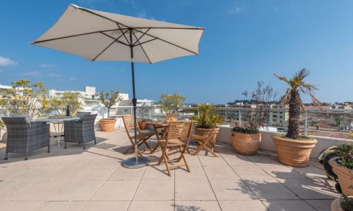 Apartment Turquoise-8 by Interhome