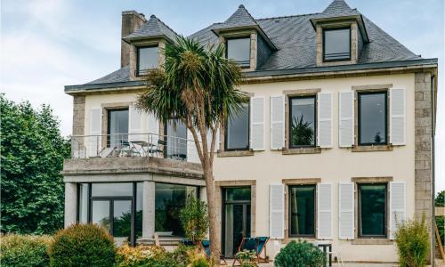 1 Bedroom Beautiful Apartment In Concarneau