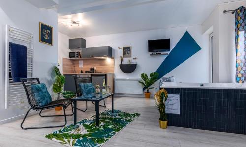 Suite SPAradise - SPA Privé - 6min Disneyland PARIS