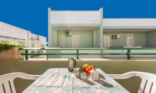 Baia Verde Apartments by BarbarHouse